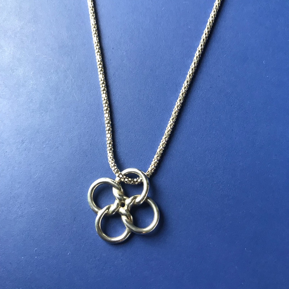 Tiffany Quadrifoglio 4 leaf clover necklace